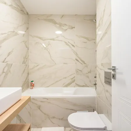 Flat With Balcony Apartment Bucharest