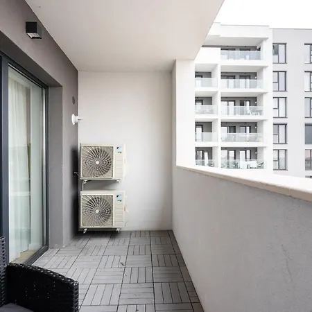 Flat With Balcony Bucharest